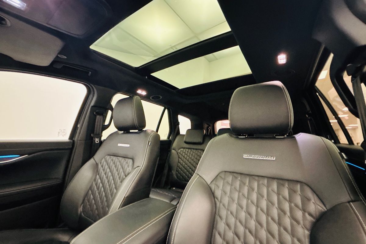Ford EVEREST, 2026.50, SUV, PLATINUM, 4x4, 3.0L V6 DSL,10 SPD AUTO