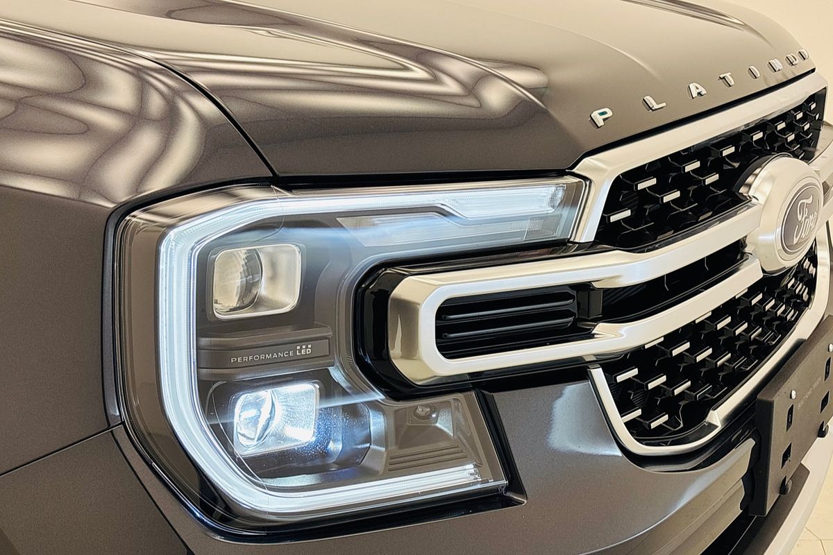 Ford EVEREST, 2026.50, SUV, PLATINUM, 4x4, 3.0L V6 DSL,10 SPD AUTO