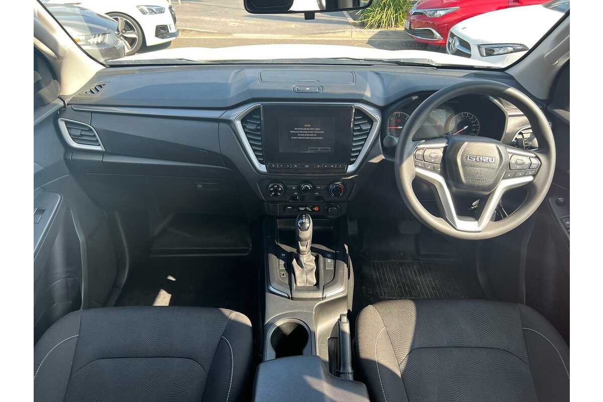 2022 Isuzu D-MAX LS-M