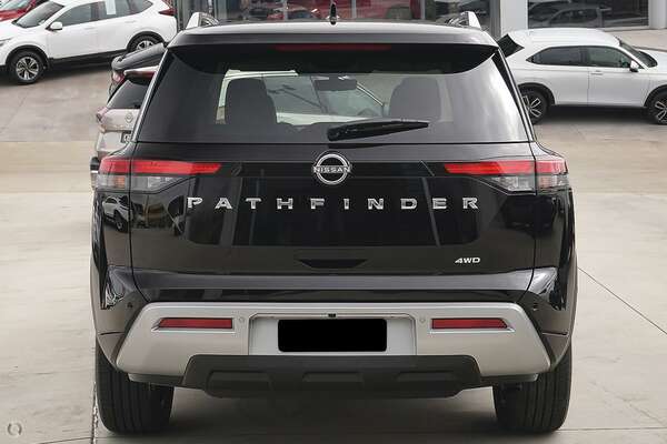 2023 Nissan Pathfinder Ti-L R53