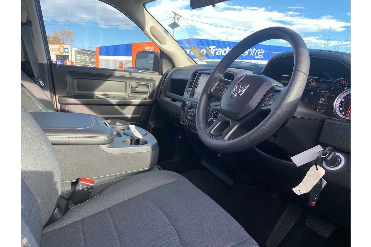 2023 RAM 1500 Express DS