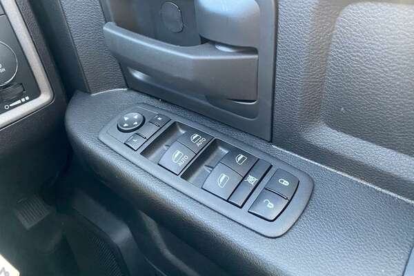 2023 RAM 1500 Express DS