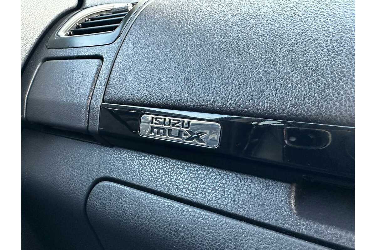 2019 Isuzu MU-X LS-T