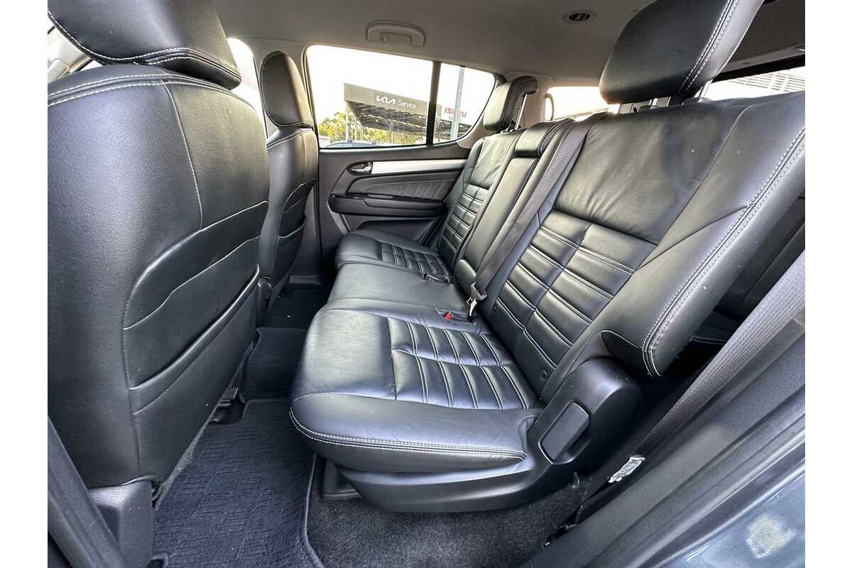 2019 Isuzu MU-X LS-T
