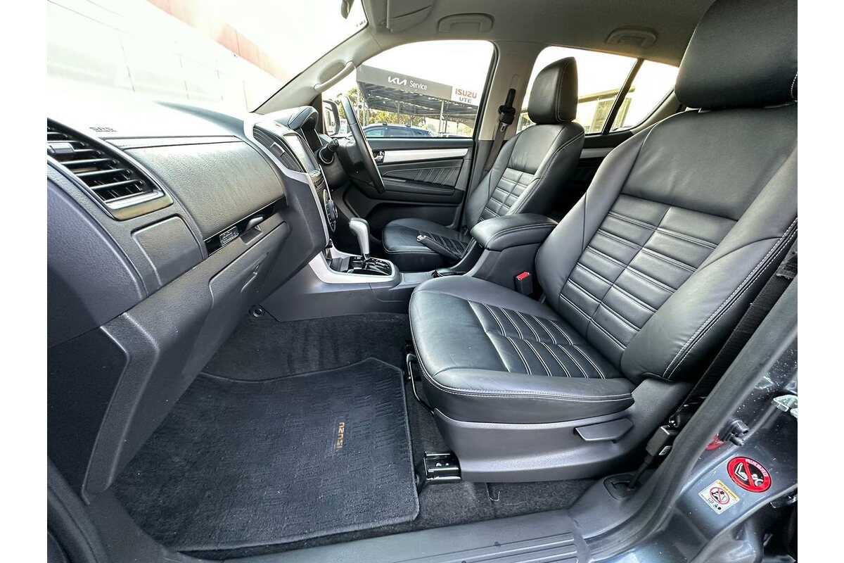 2019 Isuzu MU-X LS-T