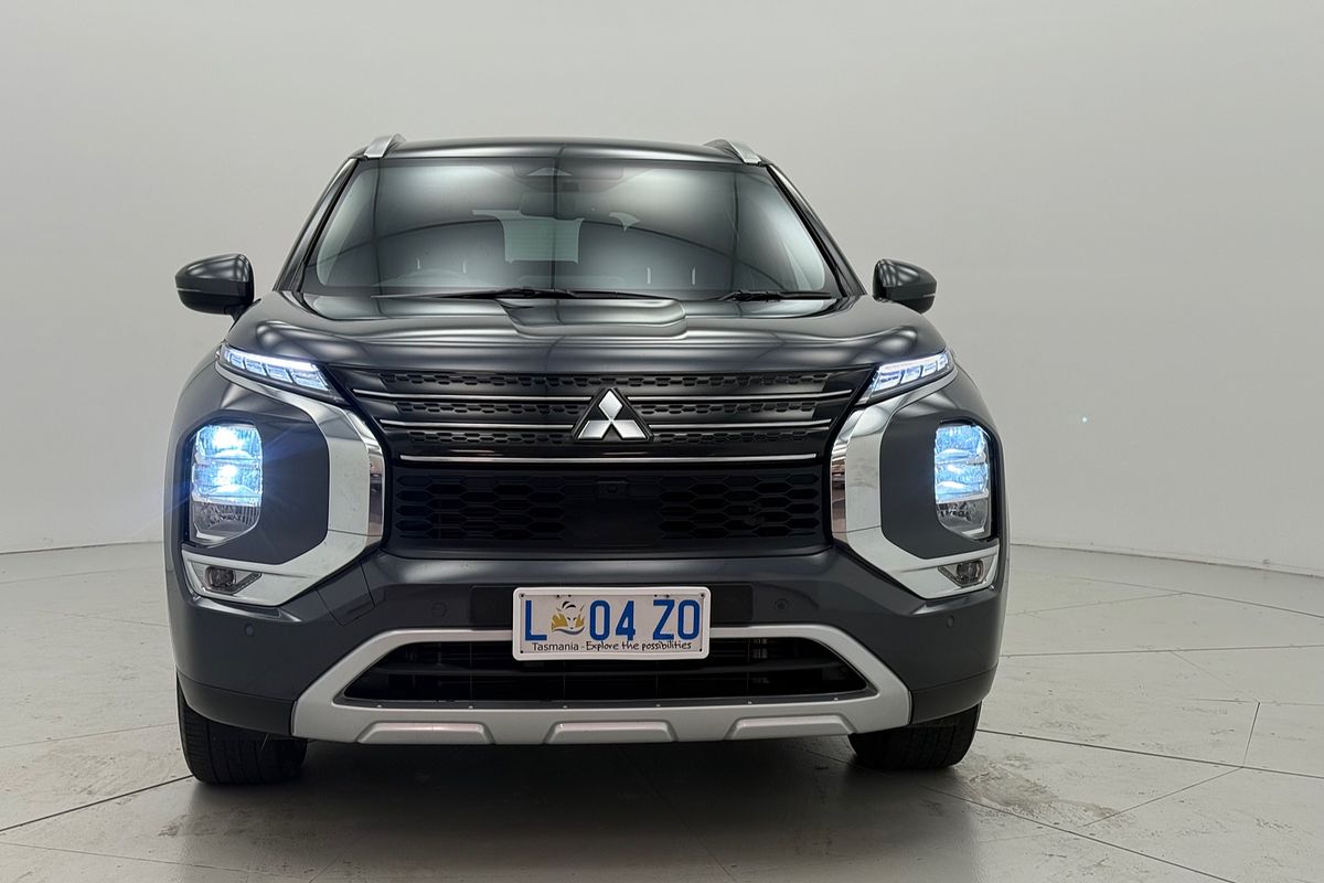 2024 Mitsubishi ZM Outlander LS 2.5L CVT 2WD 7ST