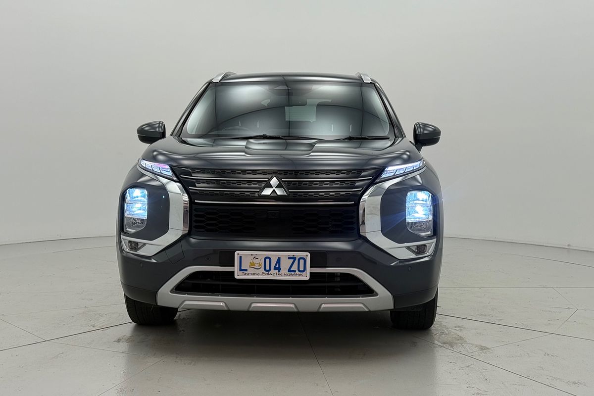 2024 Mitsubishi ZM Outlander LS 2.5L CVT 2WD 7ST