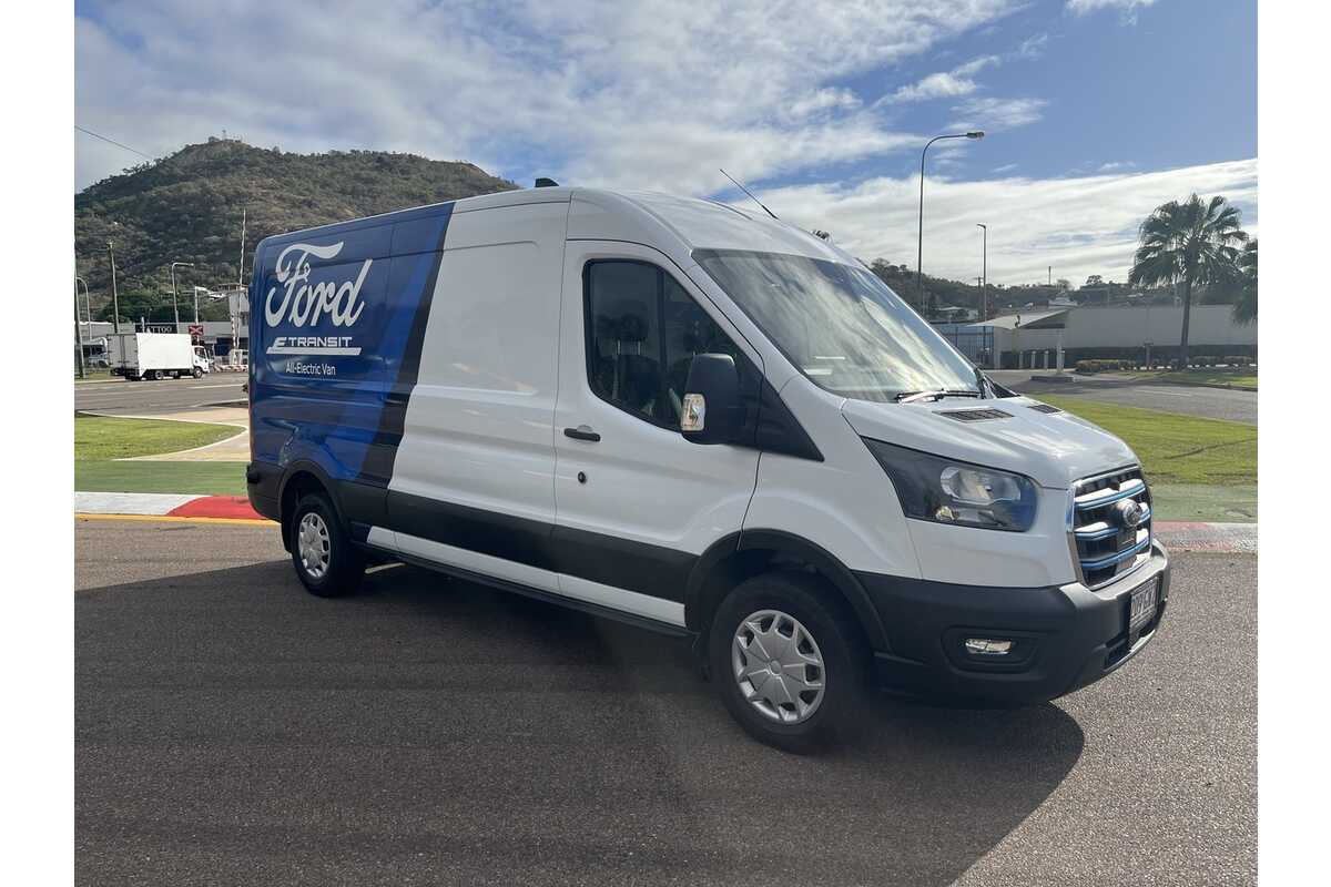 2022 Ford E-Transit 420L VO