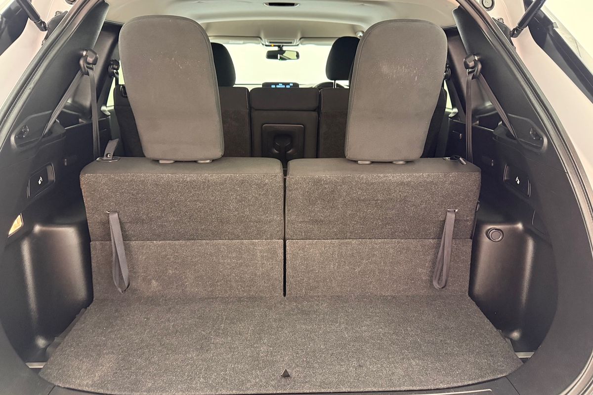 2024 Mitsubishi ZM Outlander LS 2.5L CVT 2WD 7ST