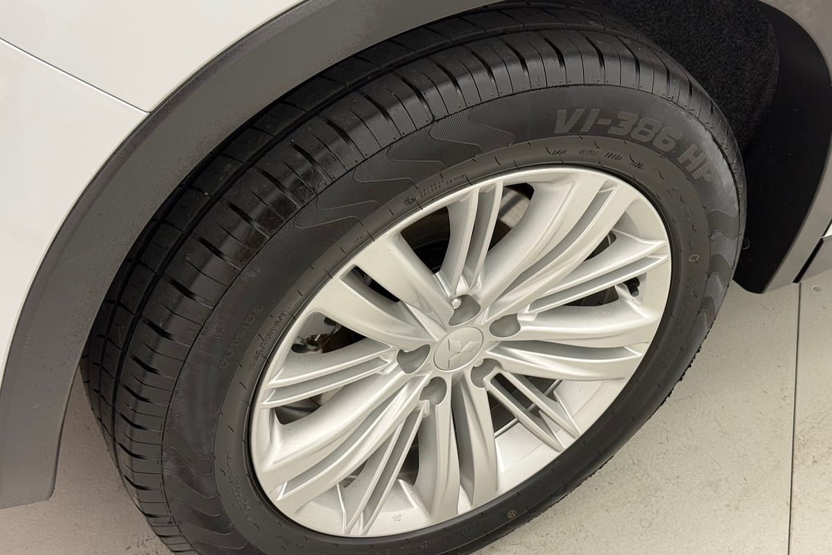 2024 Mitsubishi ZM Outlander LS 2.5L CVT 2WD 7ST