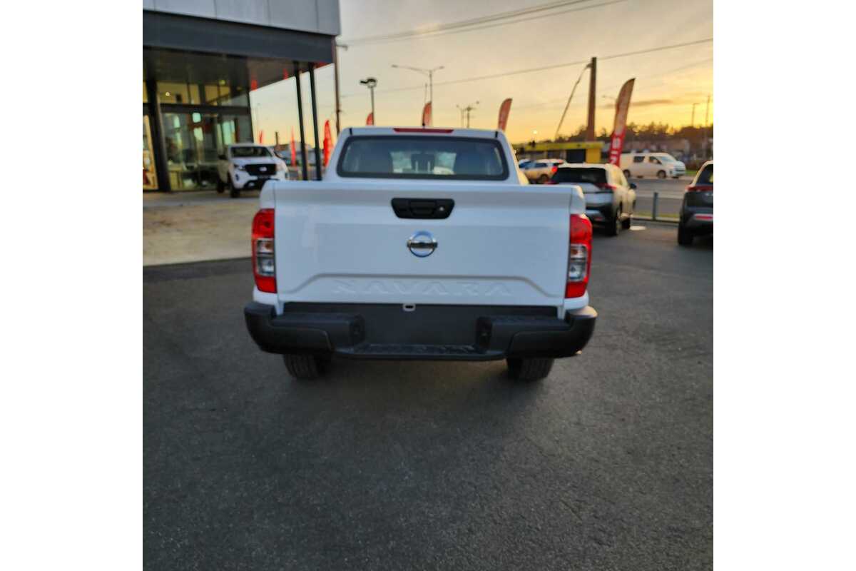 2023 Nissan Navara SL D23