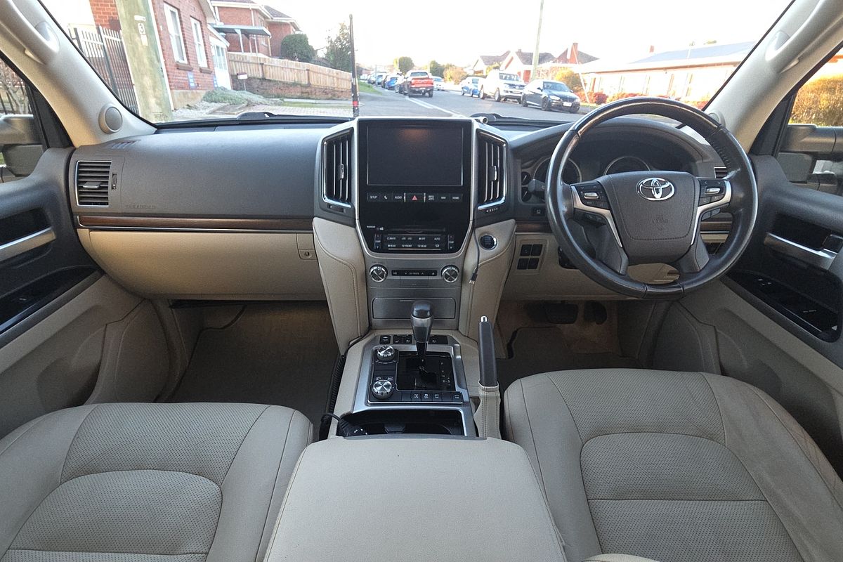 Wagon Sahara 4.5L T Diesel Automatic
