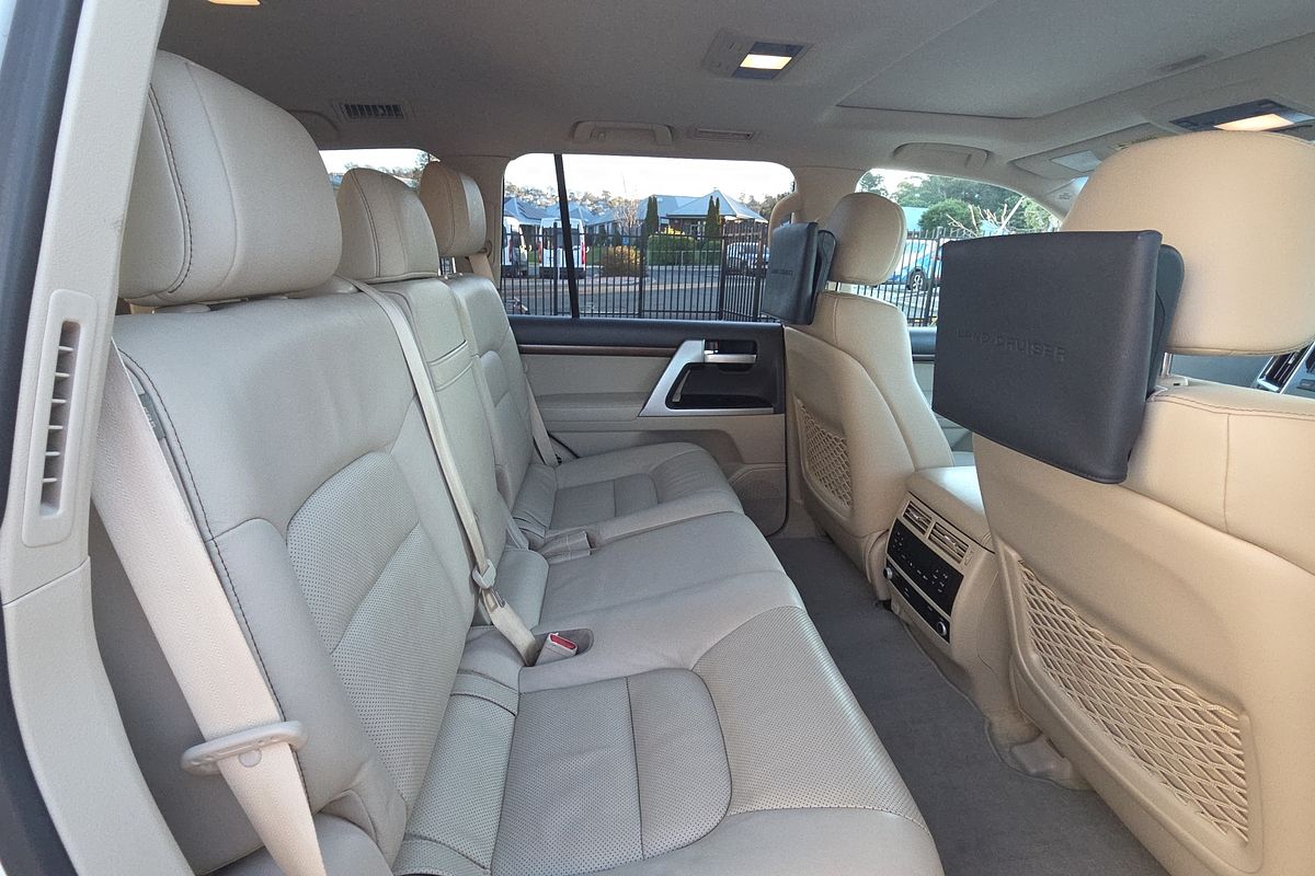 Wagon Sahara 4.5L T Diesel Automatic
