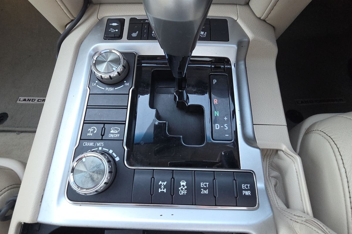 Wagon Sahara 4.5L T Diesel Automatic