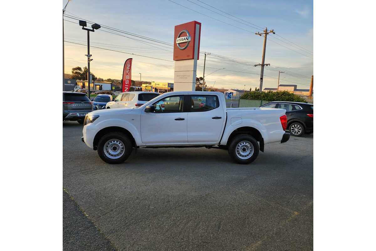 2023 Nissan Navara SL D23