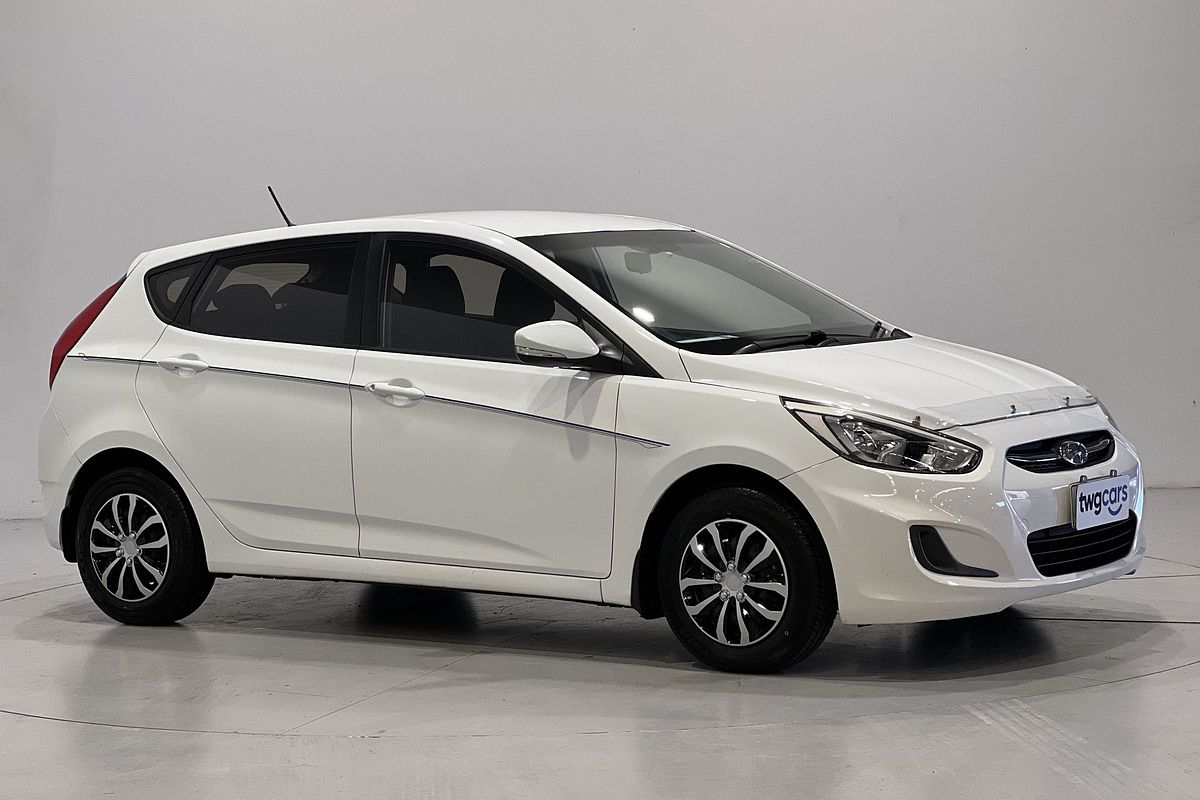 2015 Hyundai Accent Active RB3
