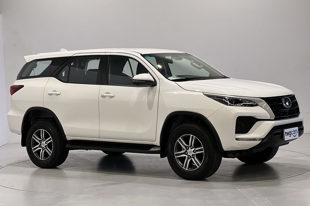 2025 Toyota Fortuner GX GUN156R