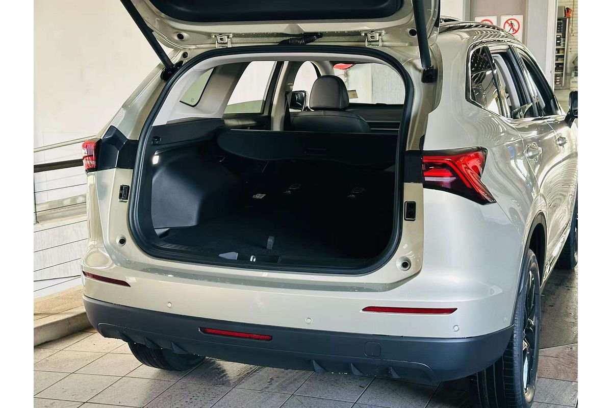 H6 Facelift Ult Auto Hybrid 4X2