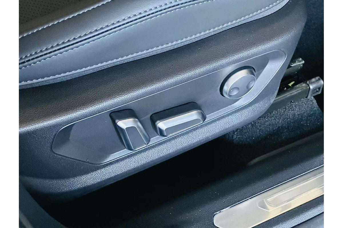 H6 Facelift Ult Auto Hybrid 4X2