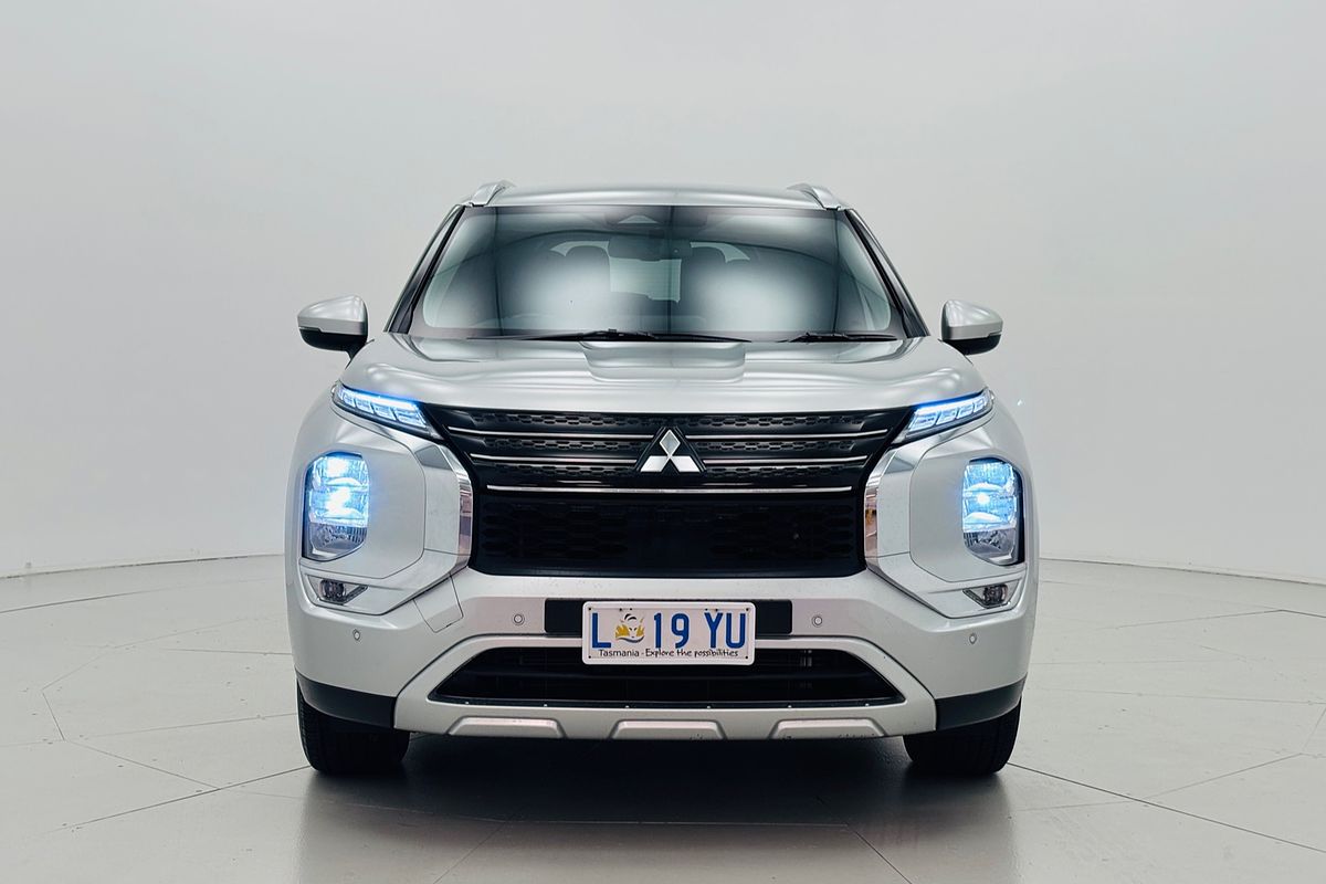 2024 Mitsubishi ZM Outlander LS 2.5L CVT 2WD 7ST