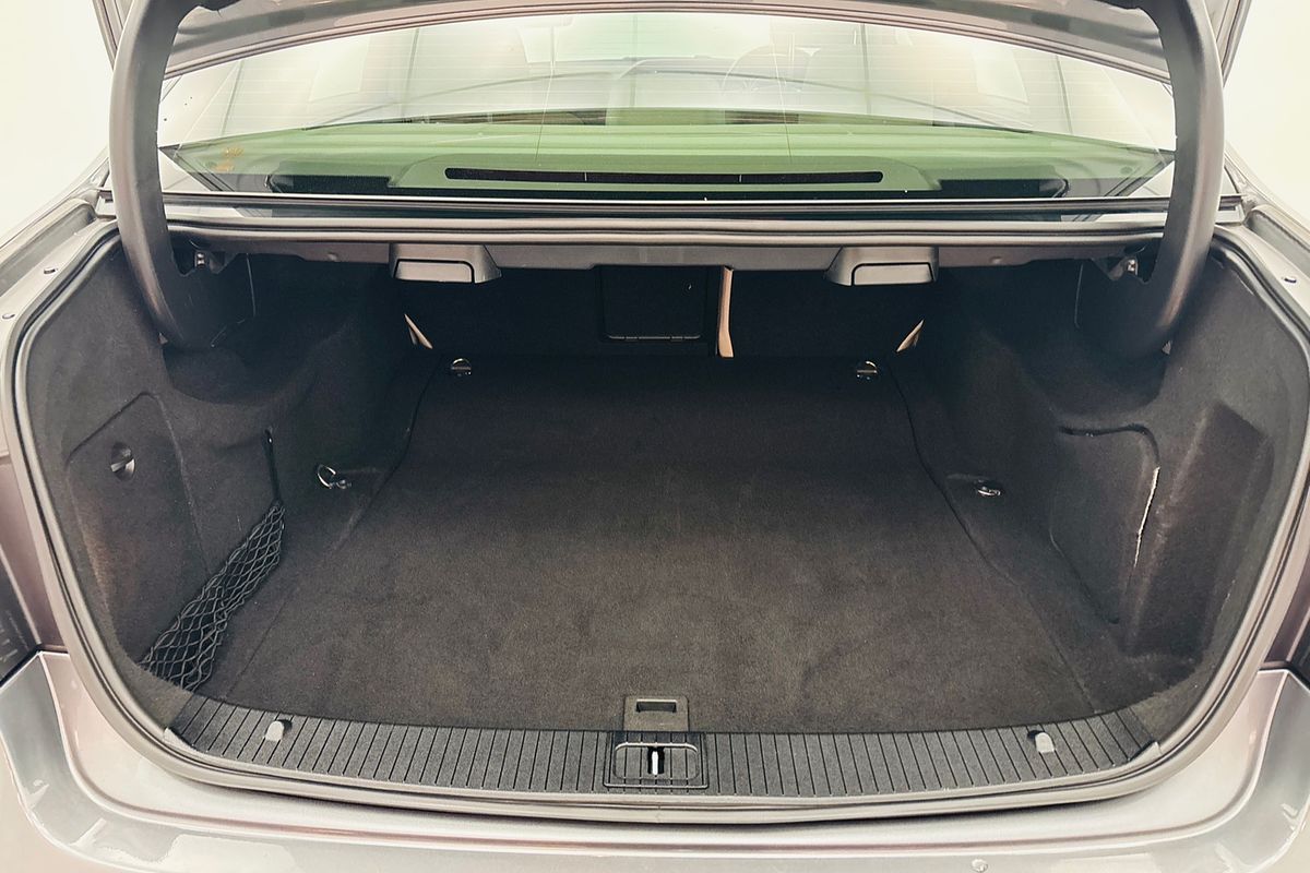 2015 Mercedes-benz E400 7 SP AUTOMATIC 4D SEDAN TV6