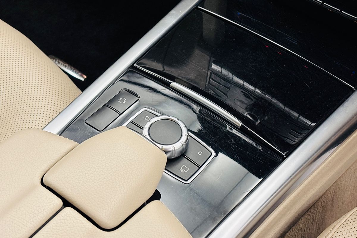 2015 Mercedes-benz E400 7 SP AUTOMATIC 4D SEDAN TV6