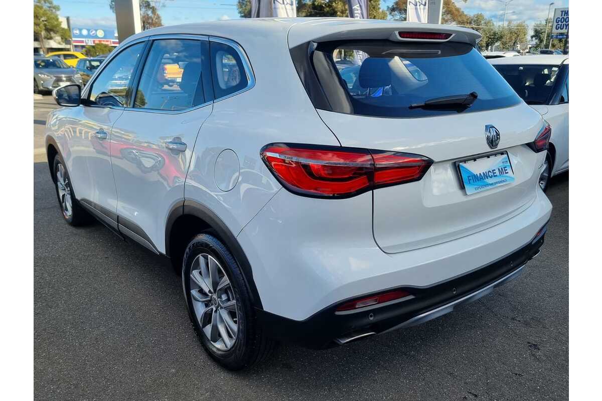 2022 MG HS Core SAS23