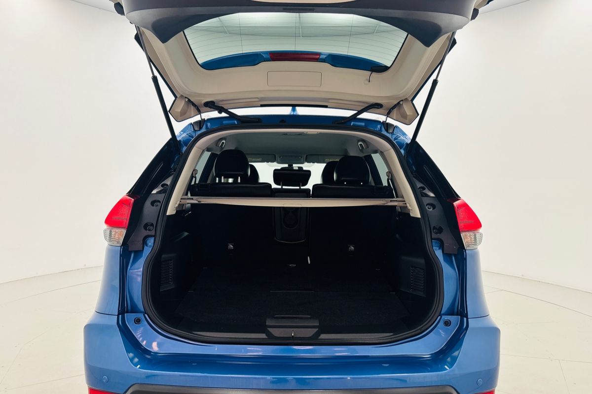 Nissan X-TRAIL 2WD AUTO ST-L SERIES 3