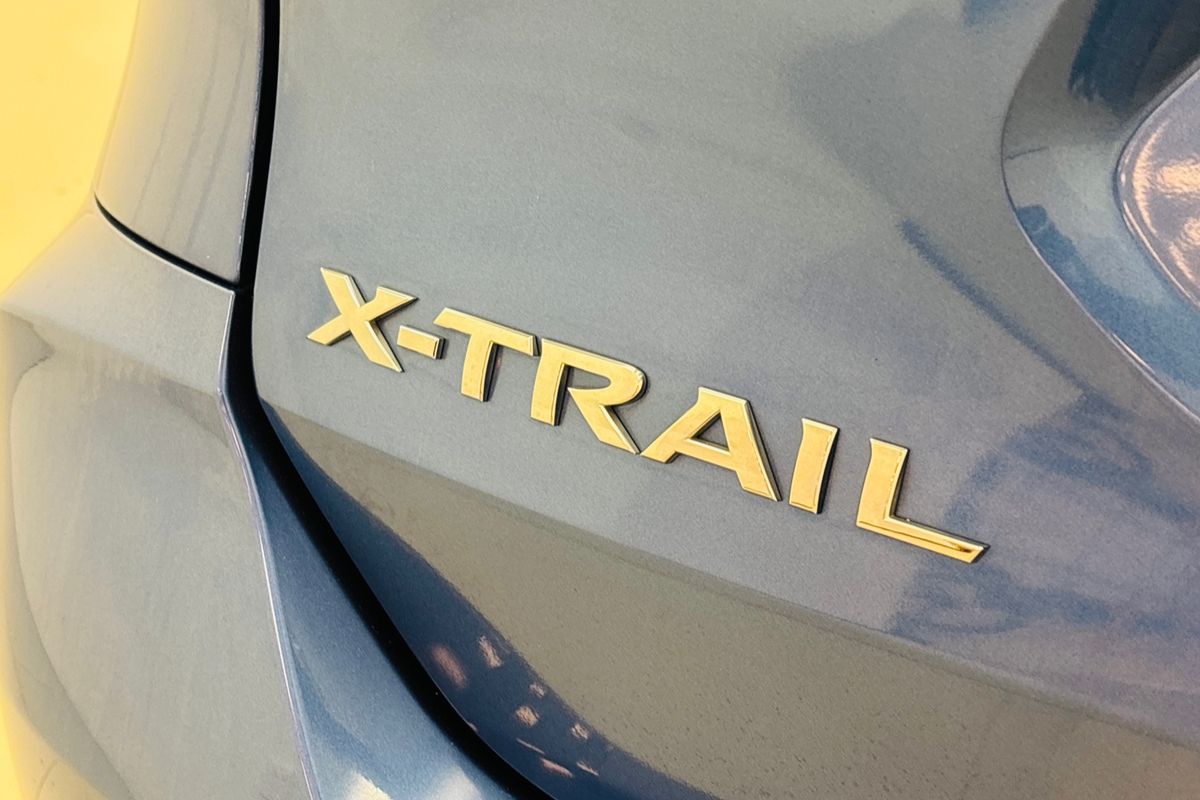 Nissan X-TRAIL 2WD AUTO ST-L SERIES 3