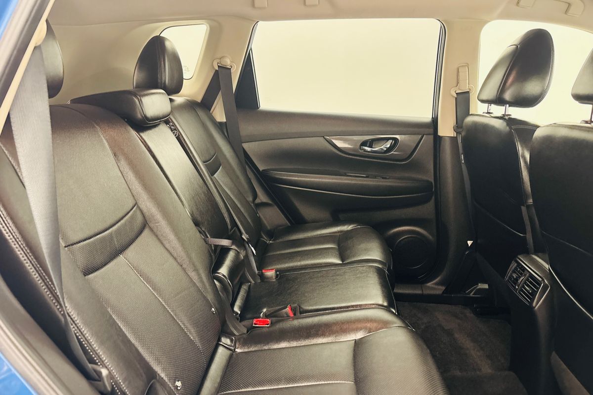 Nissan X-TRAIL 2WD AUTO ST-L SERIES 3