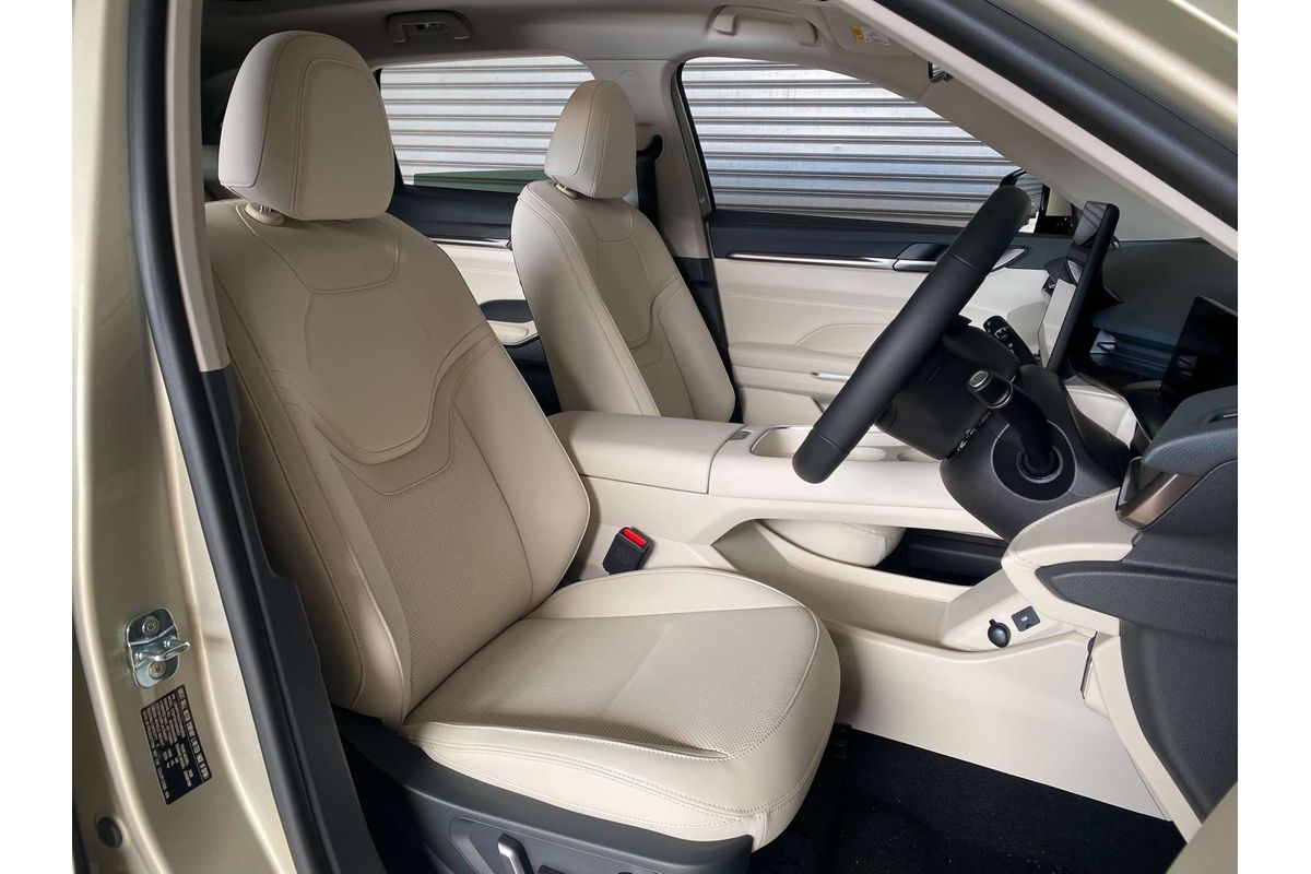 H6 Facelift Ult Auto Hybrid 4X4 AT1