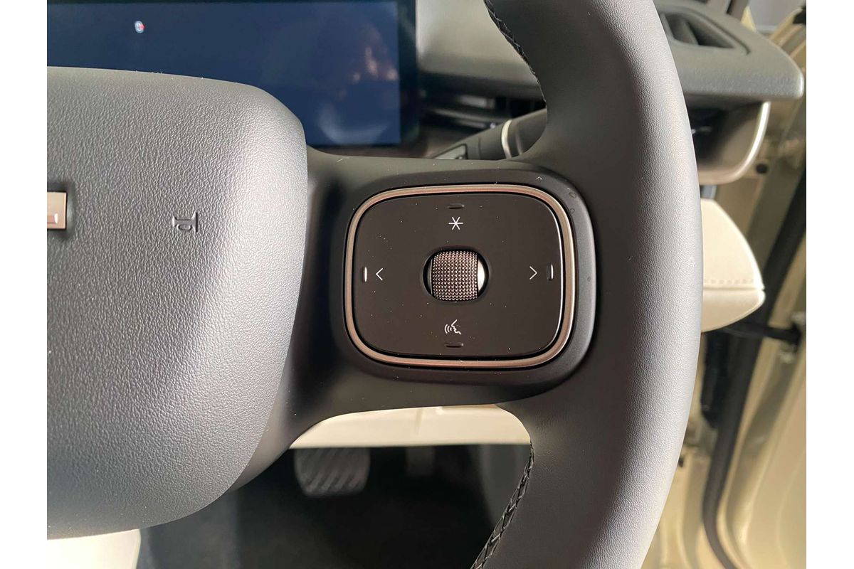 H6 Facelift Ult Auto Hybrid 4X4 AT1