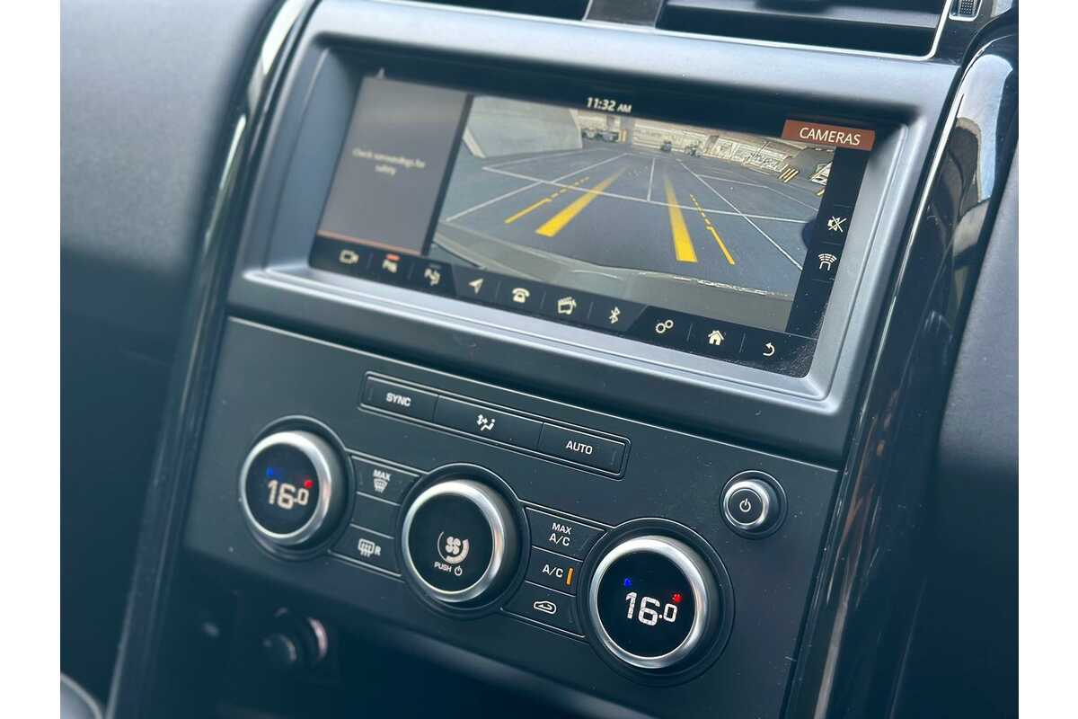 2018 Land Rover Discovery SD4 SE Series 5