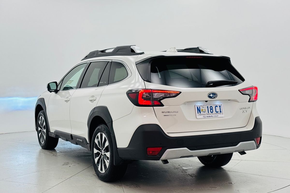 MY25 Subaru Outback Touring XT