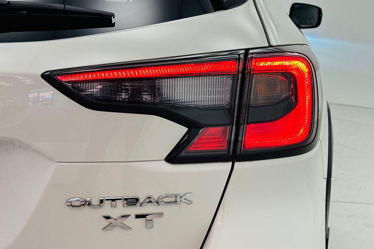 MY25 Subaru Outback Touring XT