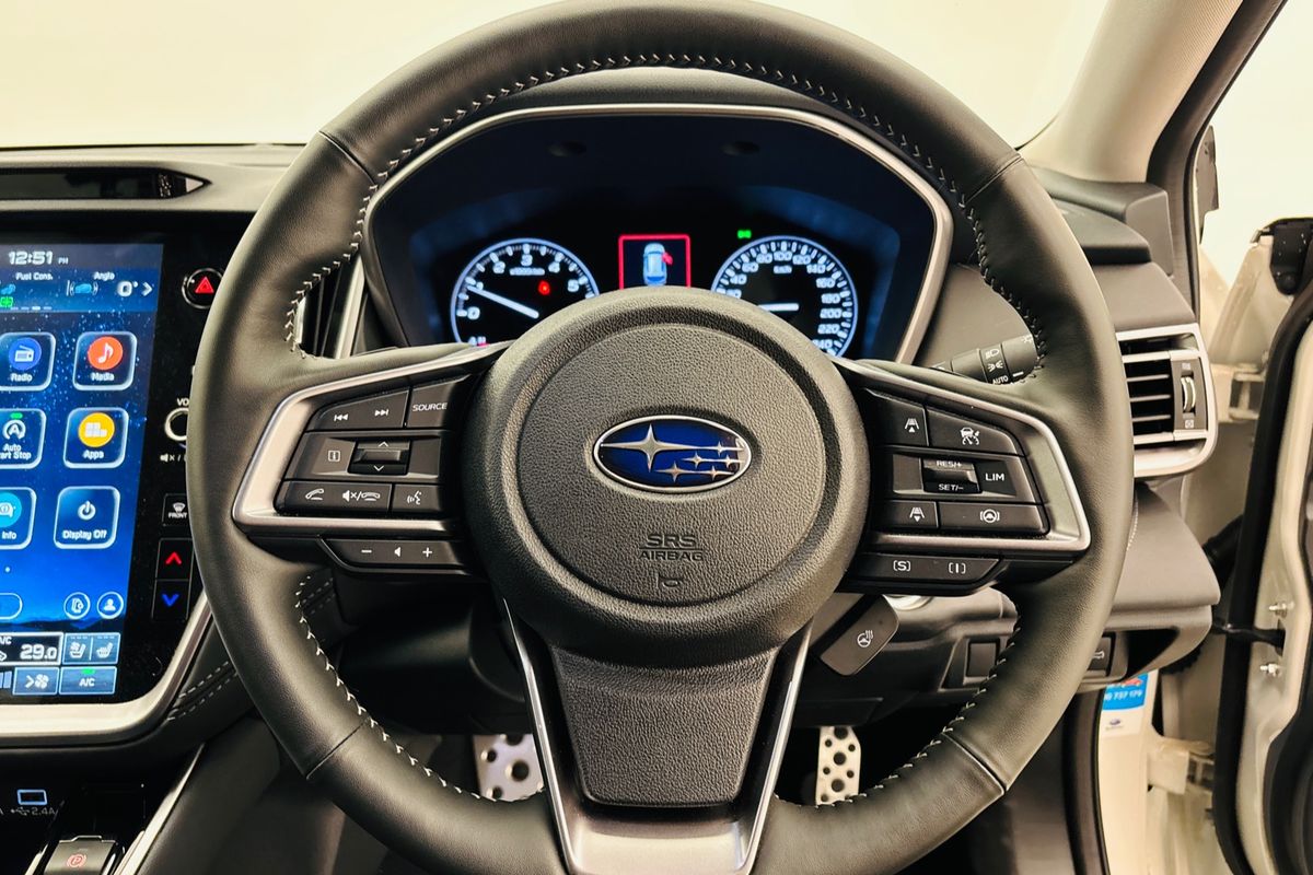 MY25 Subaru Outback Touring XT