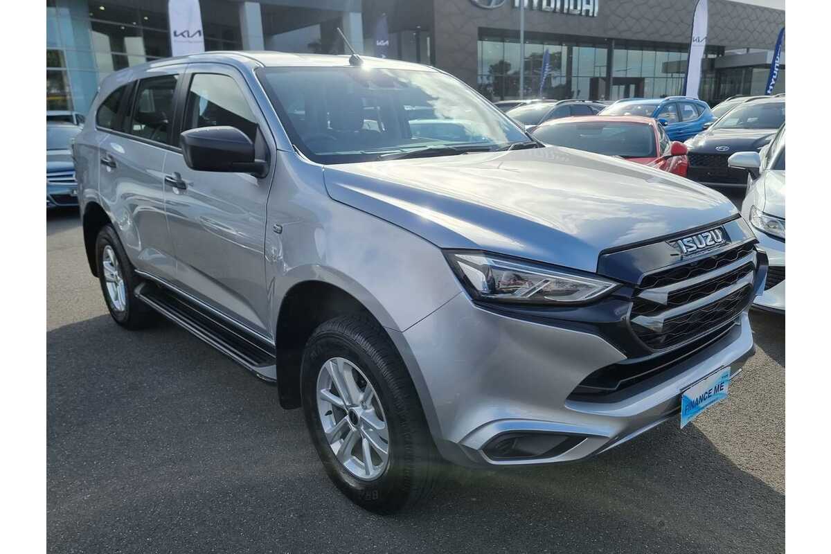 2022 Isuzu MU-X LS-M