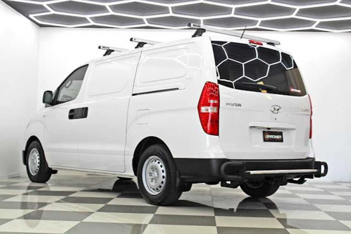 2016 Hyundai iLoad  TQ3-V Series II