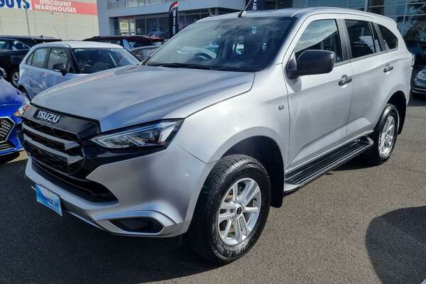 2022 Isuzu MU-X LS-M