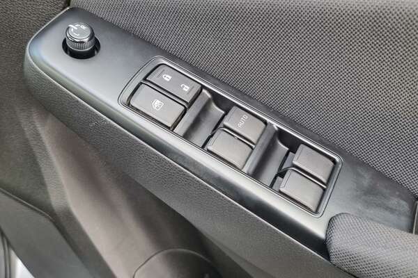 2022 Isuzu MU-X LS-M