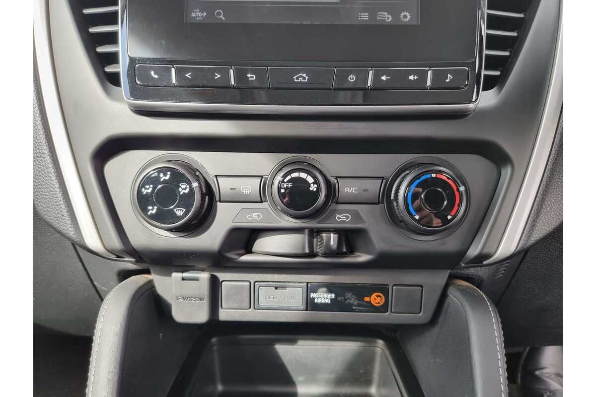 2022 Isuzu MU-X LS-M