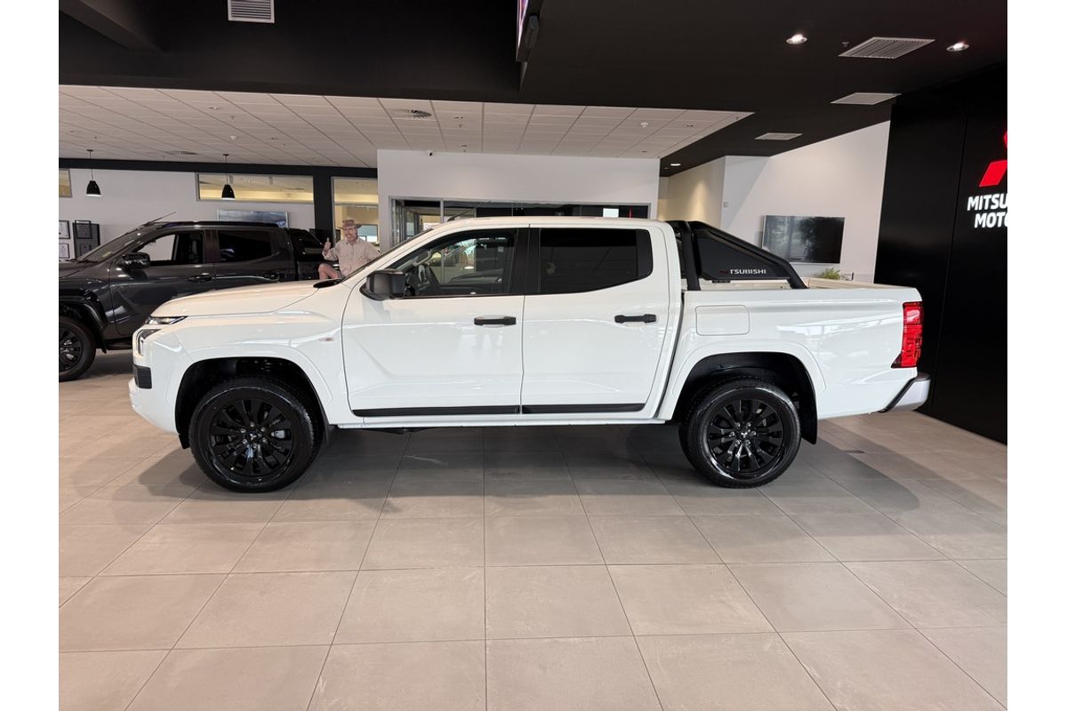2025 Mitsubishi MV Triton GLX-R 2.4L D 6AT 4X4 DC PU 2025 Mitsubishi MV Triton GLX-R 2.4L D 6AT 4X4 DC PU