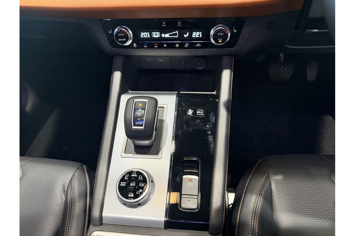 2024 Mitsubishi ZM Outlander EXCEED TOURER 2.4L PHEV 7ST
