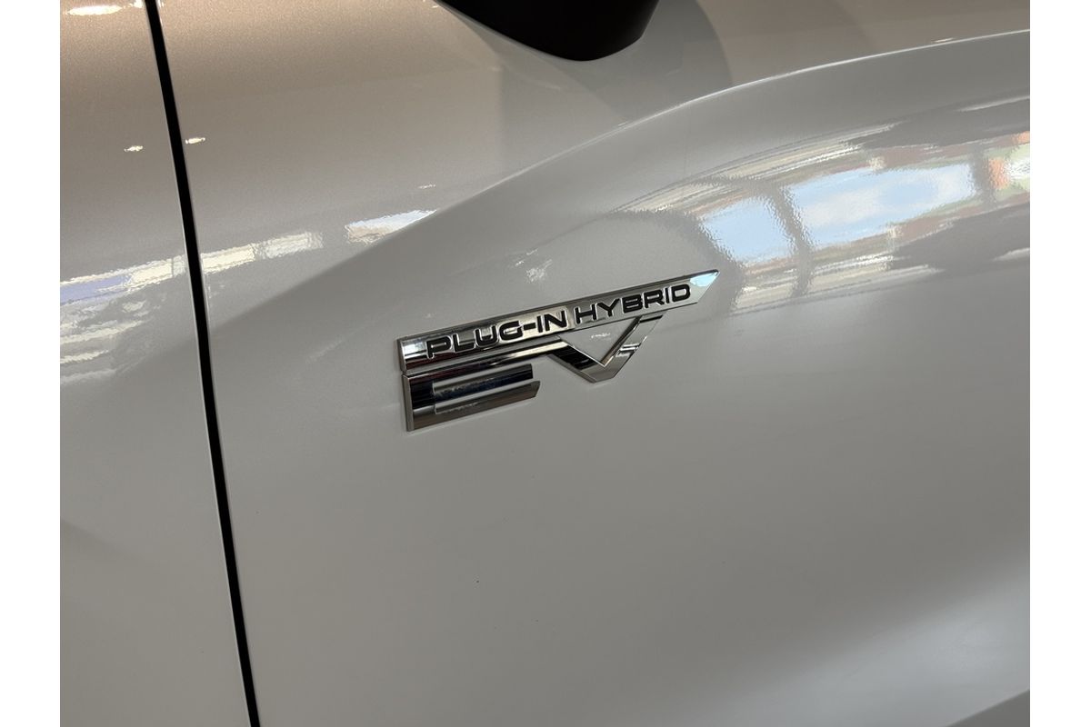 2025 Mitsubishi ZM Outlander EXCEED TOURER 2.4L PHEV 5ST
