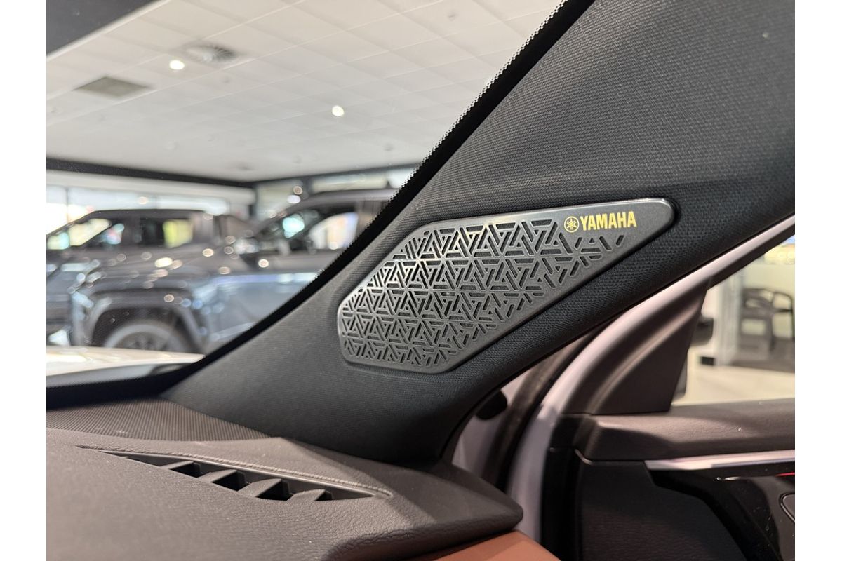 2025 Mitsubishi ZM Outlander EXCEED TOURER 2.4L PHEV 5ST
