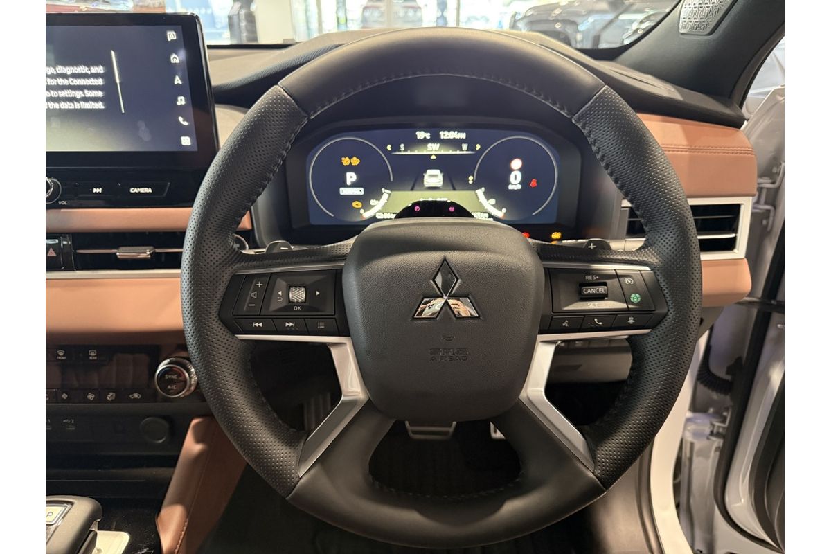 2025 Mitsubishi ZM Outlander EXCEED TOURER 2.4L PHEV 5ST