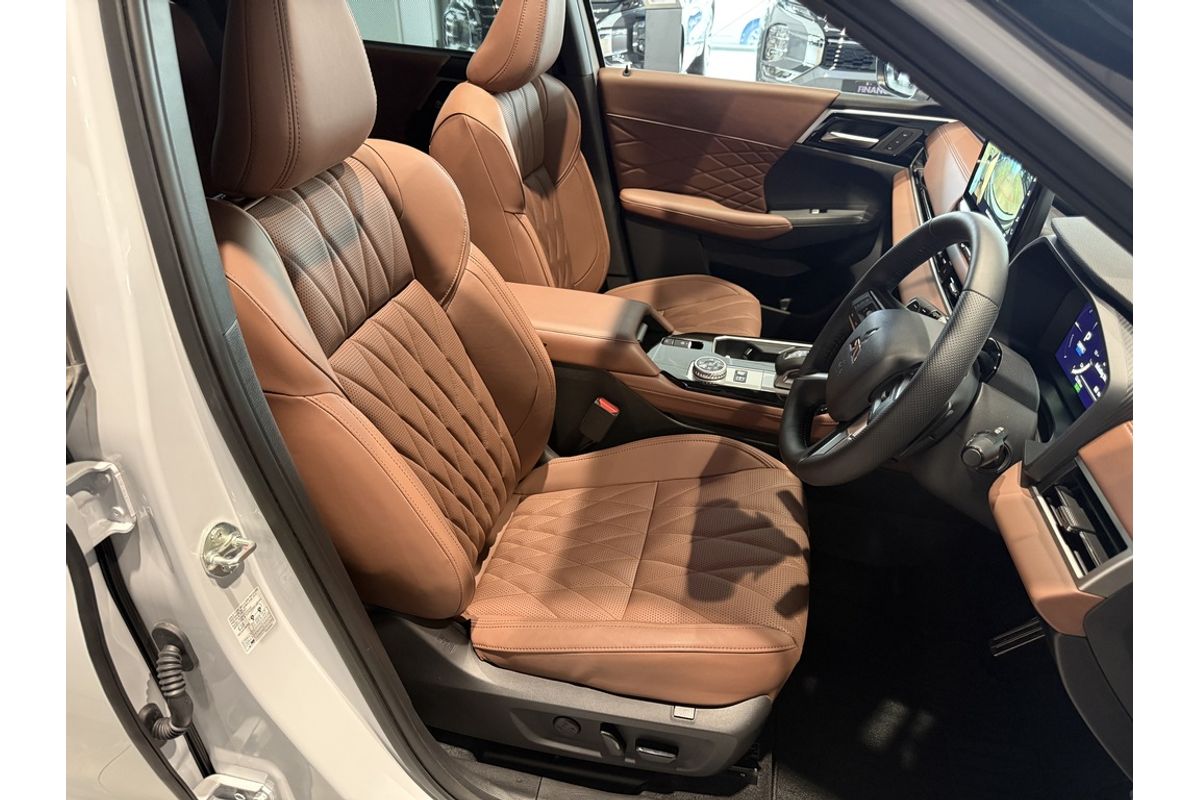 2025 Mitsubishi ZM Outlander EXCEED TOURER 2.4L PHEV 5ST