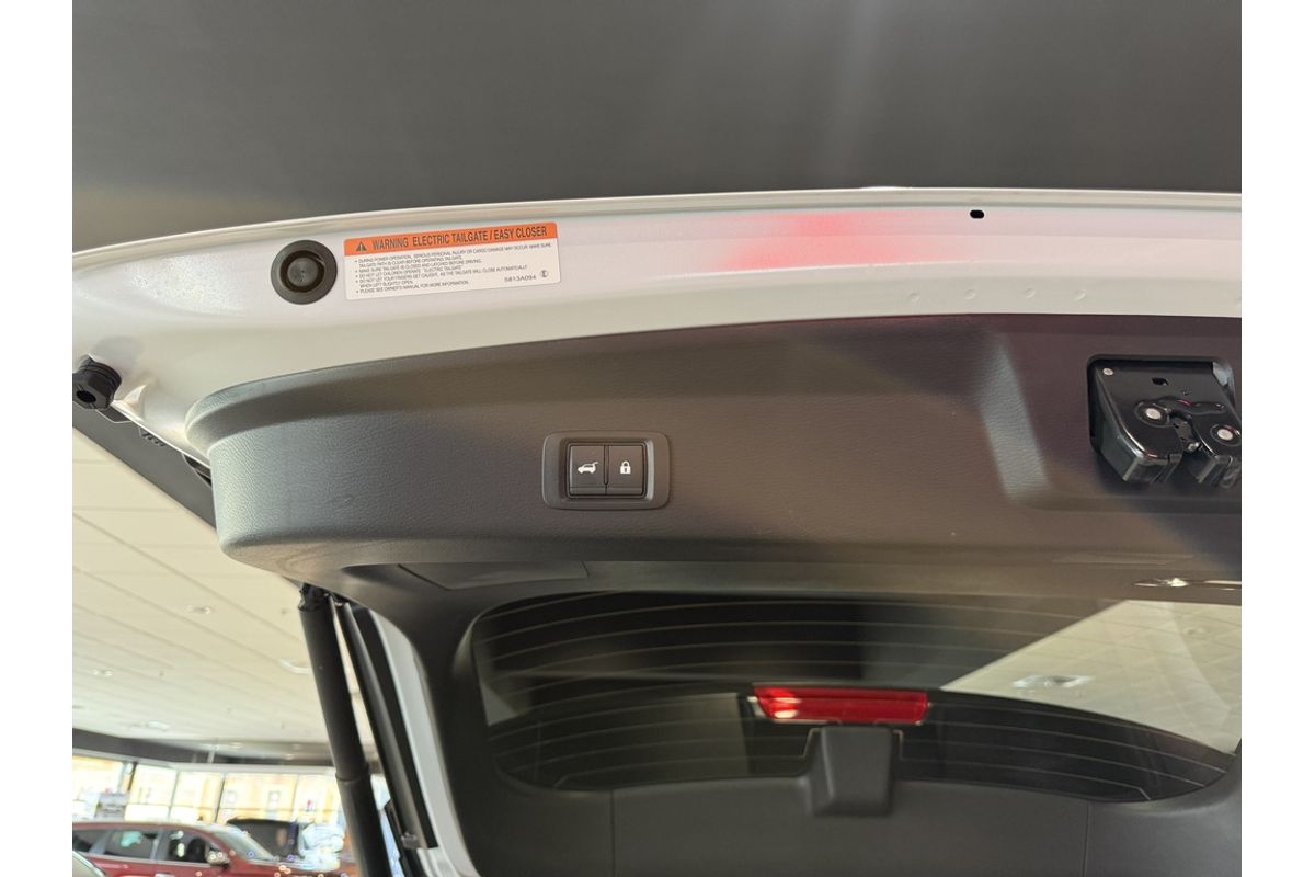 2025 Mitsubishi ZM Outlander EXCEED TOURER 2.4L PHEV 5ST