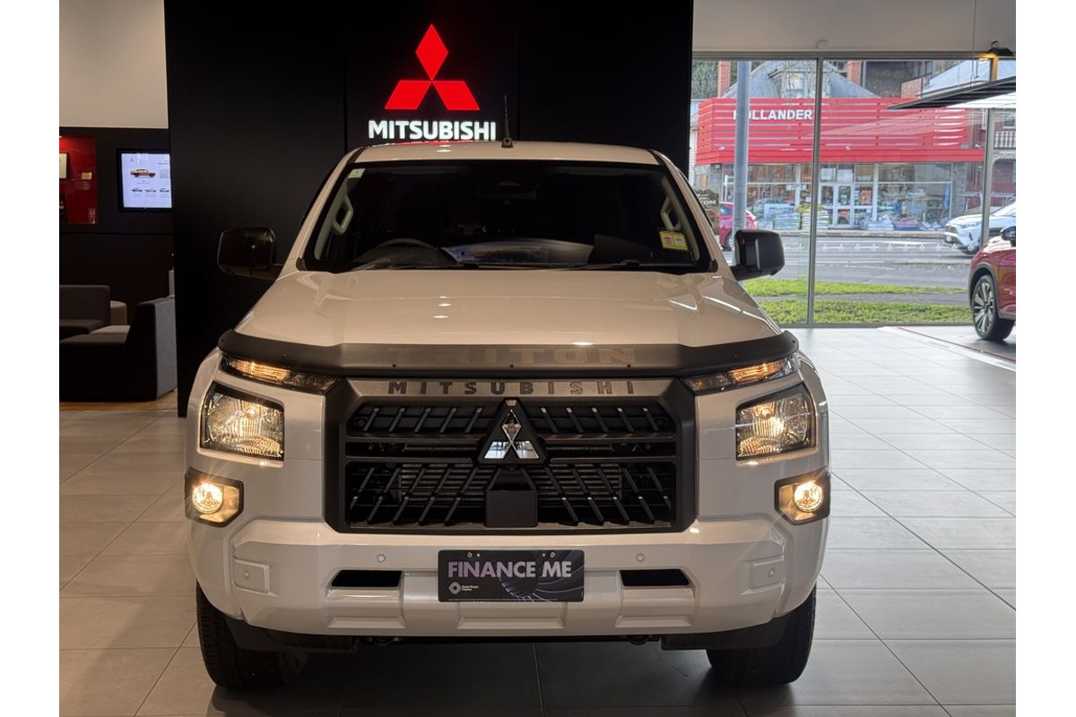2025 Mitsubishi MV Triton GLX-R 2.4L D 6AT 4X4 DC PU
