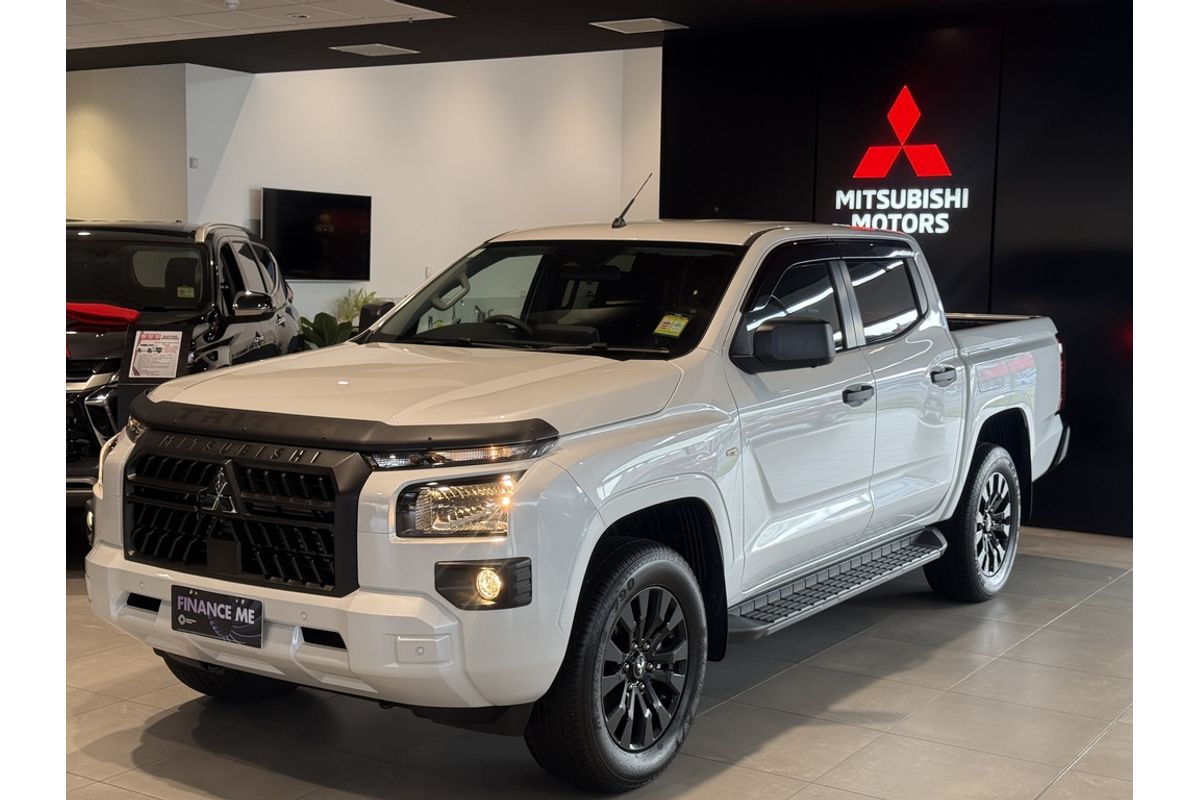 2025 Mitsubishi MV Triton GLX-R 2.4L D 6AT 4X4 DC PU